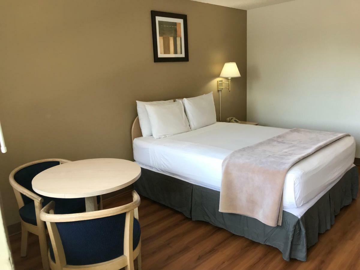 Sea-Tac Airport Value Inn Des Moines Bagian luar foto